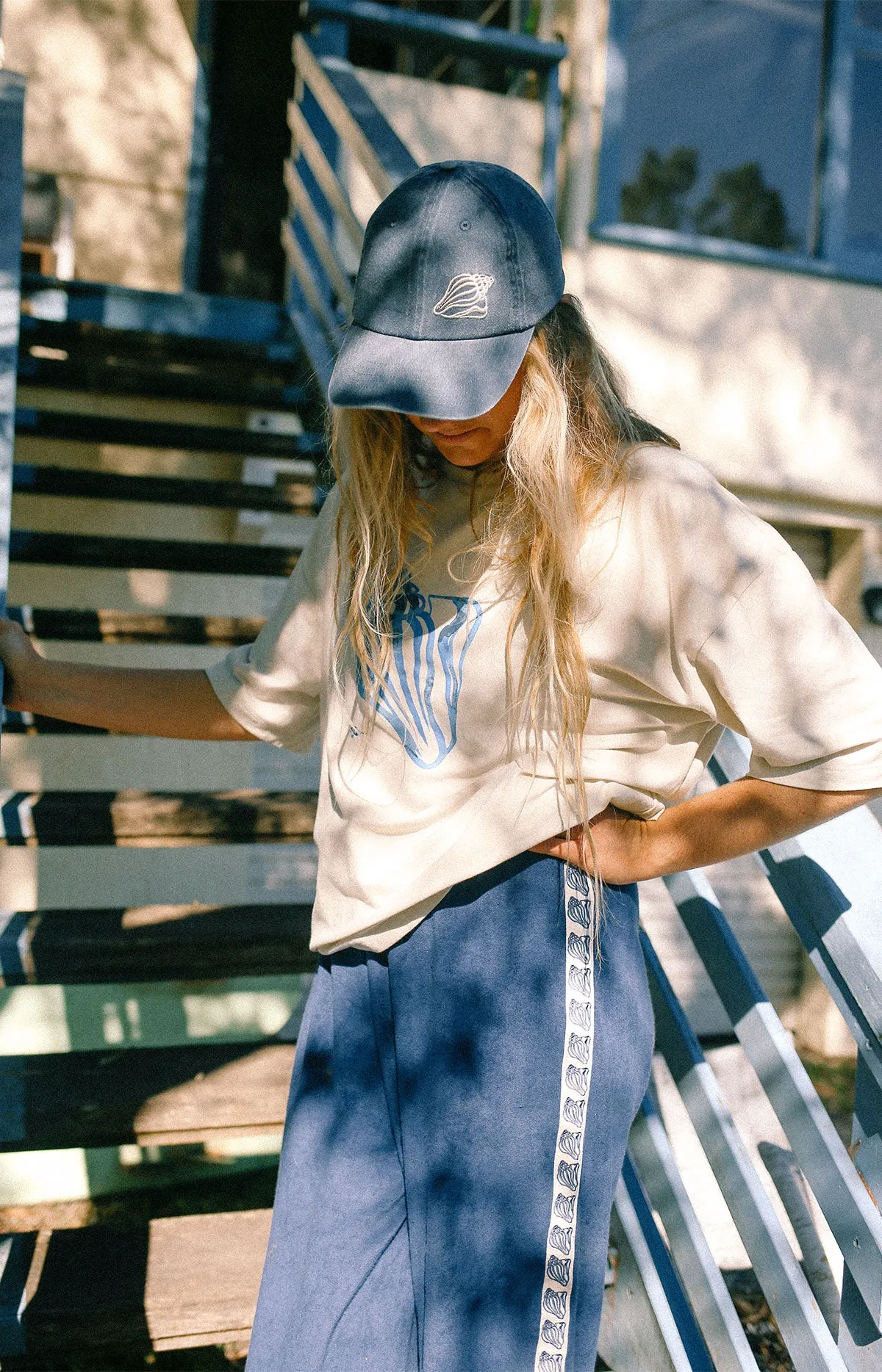 ATMOSEA Conch shell tee - White