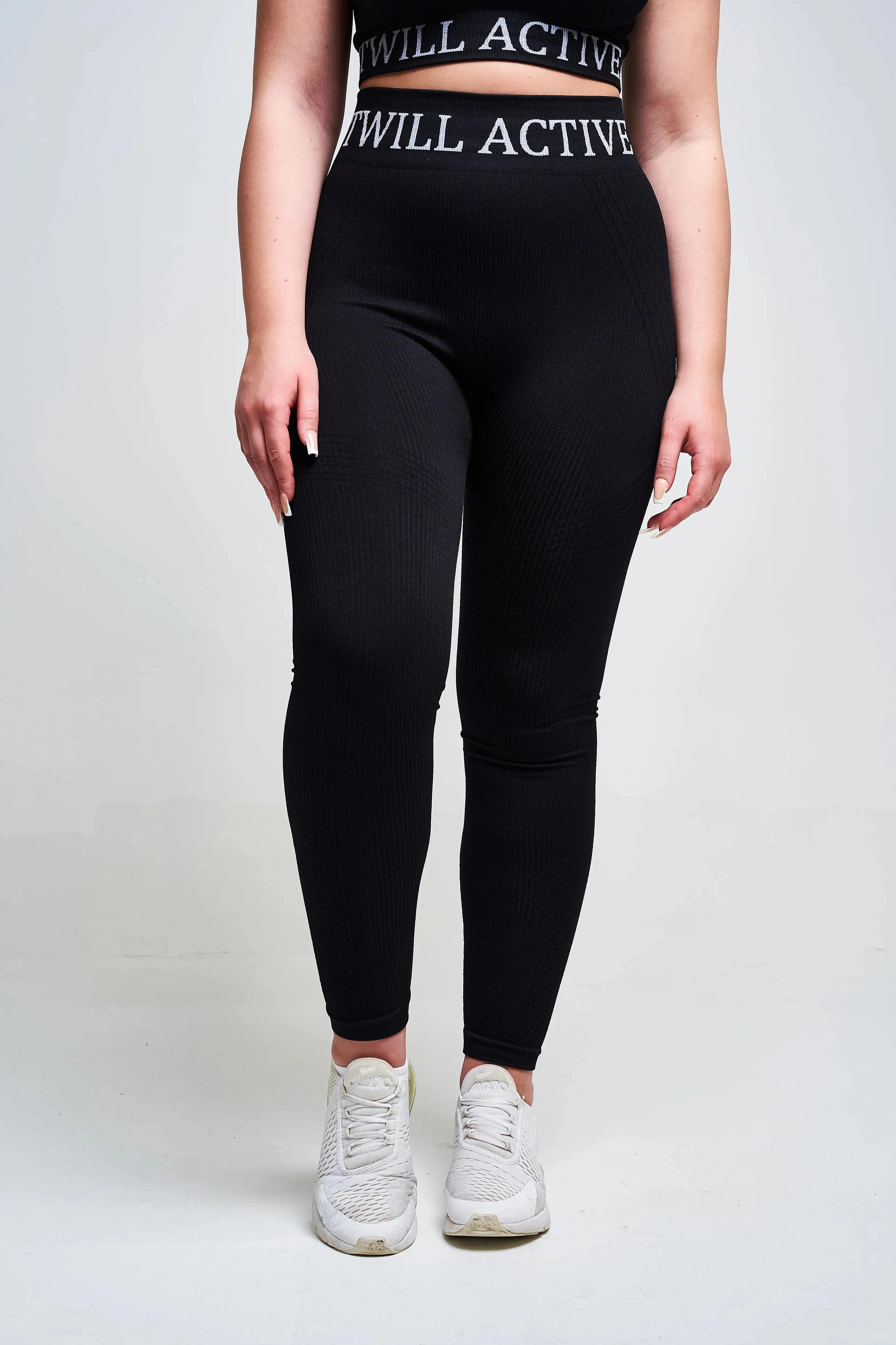 Avora Panel Recycled Seamless Legging – Black