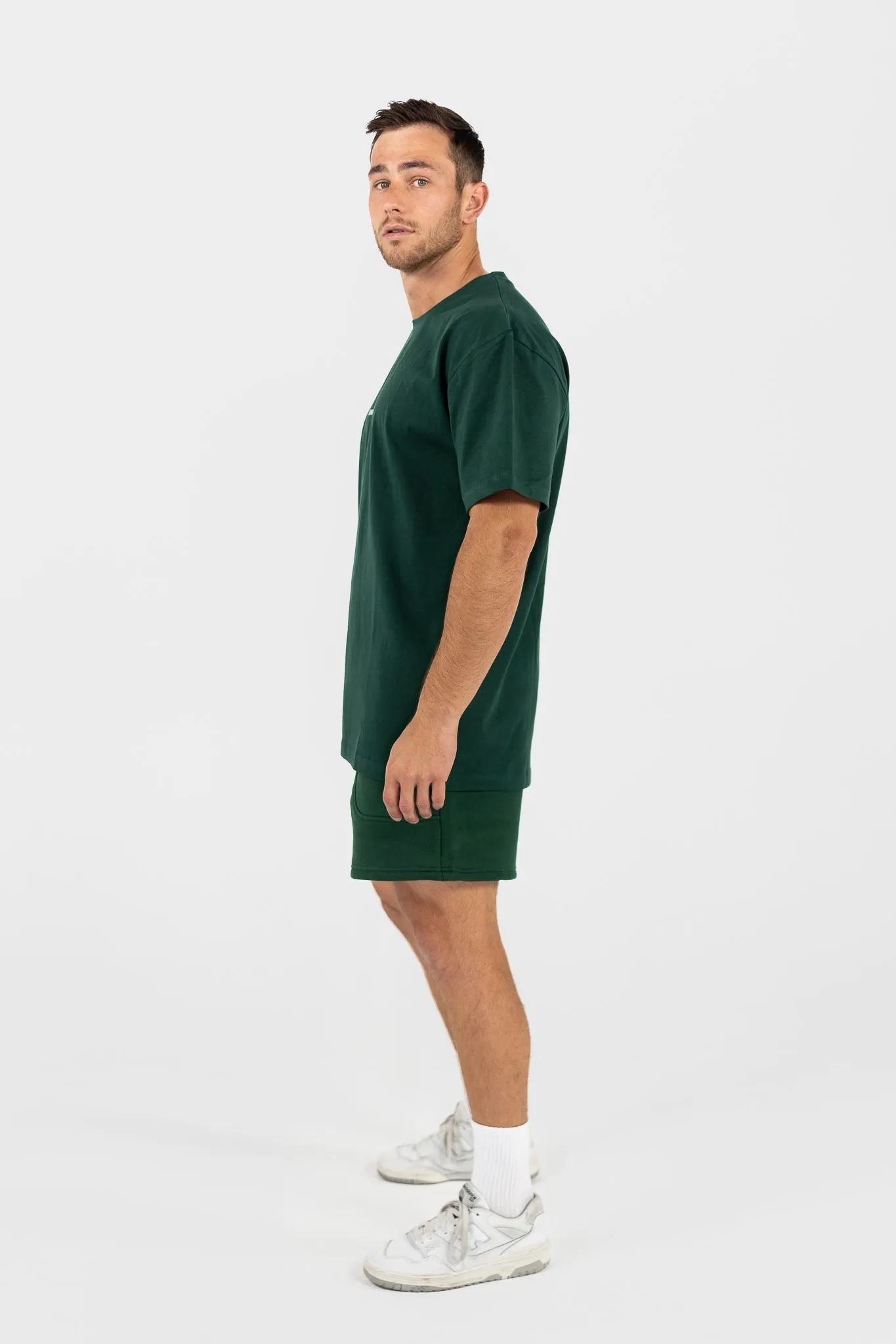 BASE SHORT IN GREEN