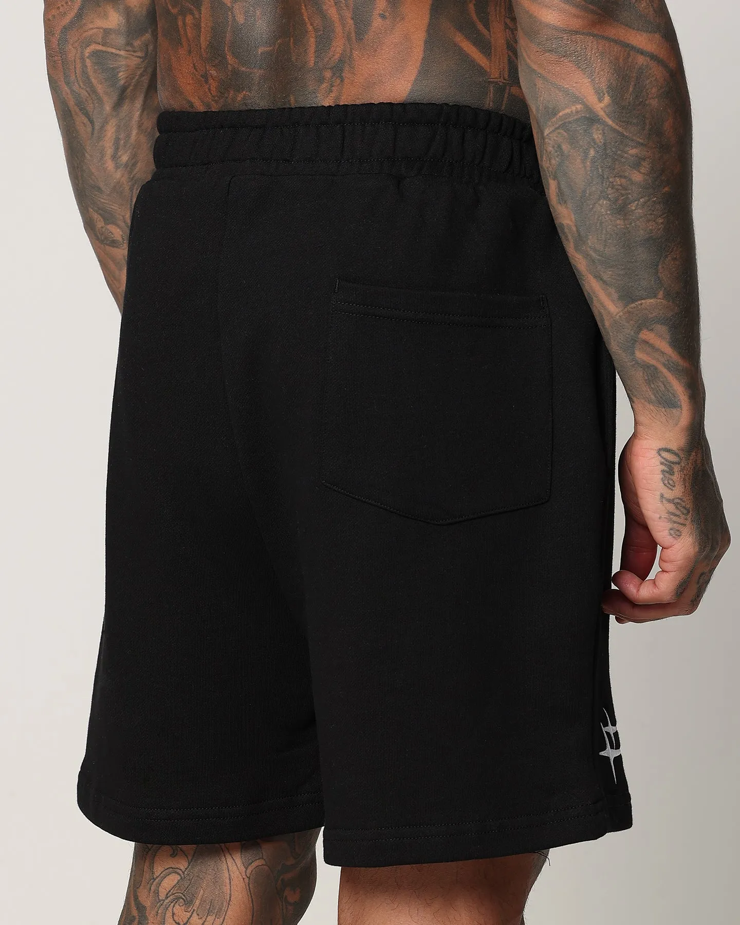 Loiter Essential Spire Shorts Black