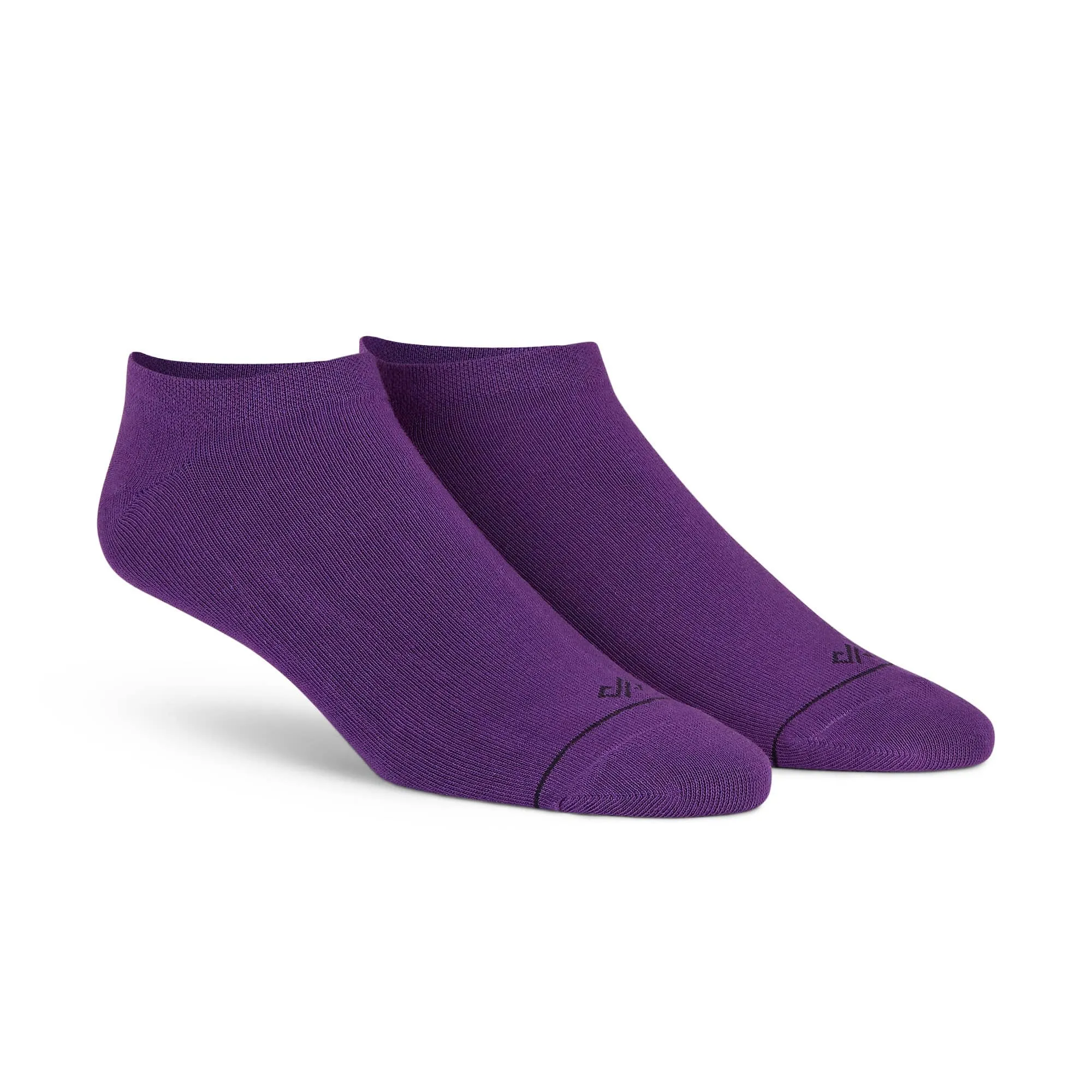 Sophisticated Low Ankle Socks - Subtle and Stylish Basics